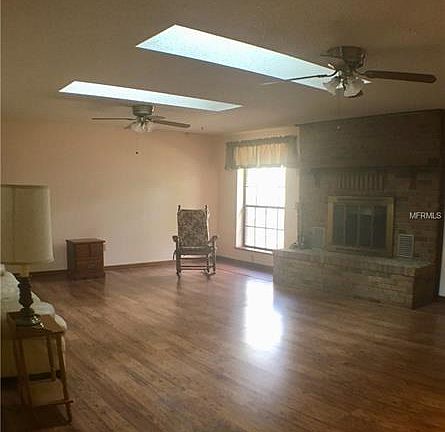 4th image of 1951 Lemon Ave