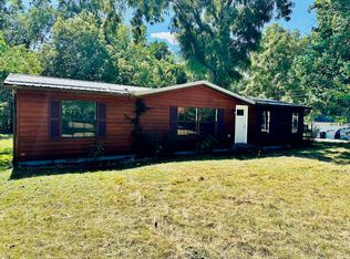 8196 E Emery Rd, New Carlisle, IN 46552