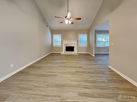 2nd image of 300 Pleasant Hills Dr