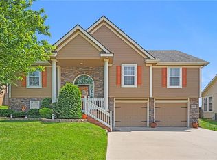 7207 Rymeg St, Belton, MO 64012