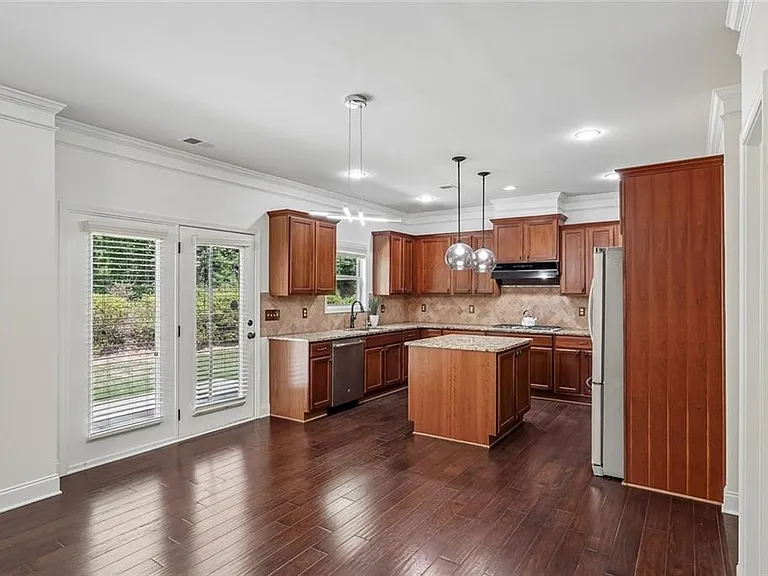 5811 Kendrix Ridge Dr — Photo 25
