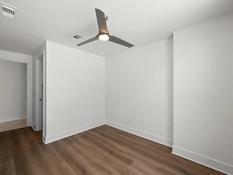 222 West Ave #1007 — Photo 15