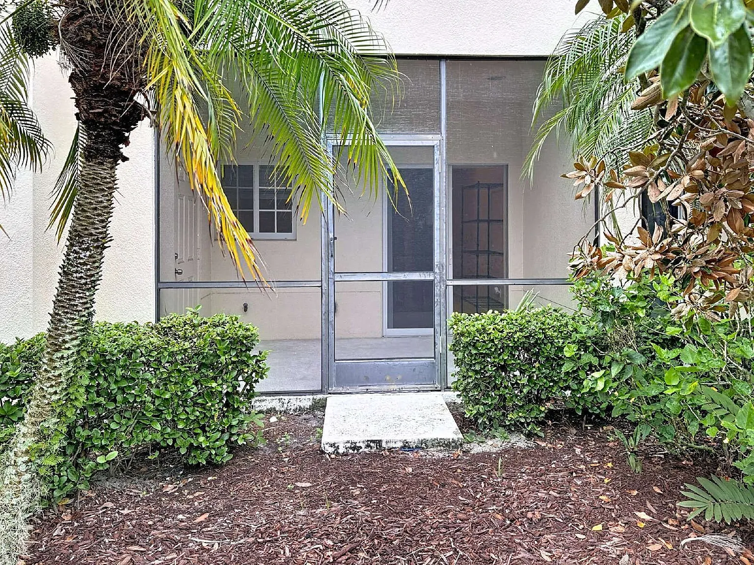 2 bed, 2.5 bath, 1429 sqft, $1,700 — Photo 4