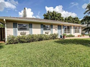 3560 Balboa Cir E, Naples, FL 34105