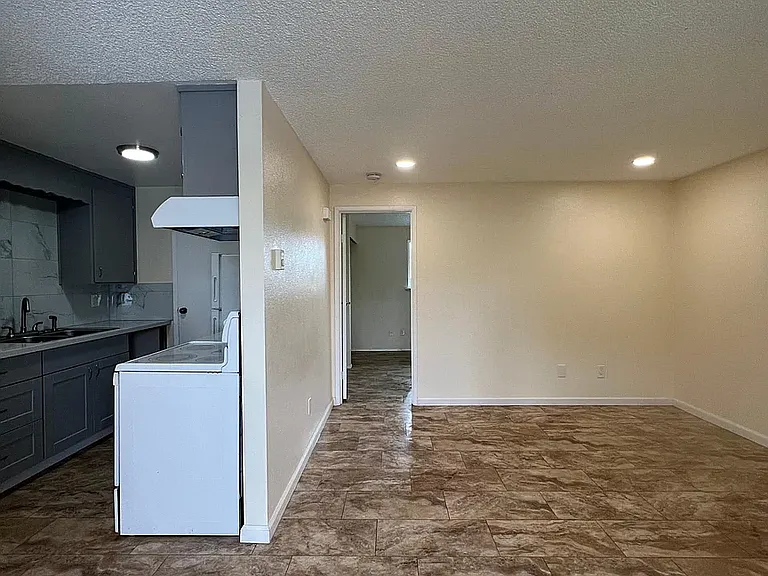 7428 S Puget Sound Ave #A — Photo 6