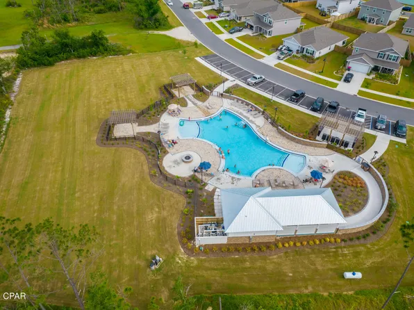 135 Ryder Ln, Panama City, FL 32404