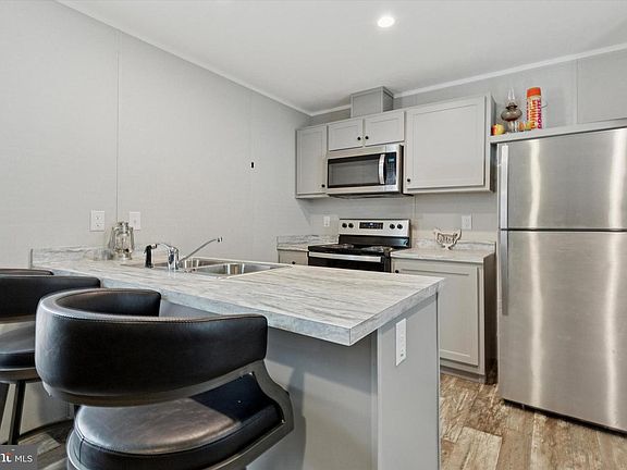 3rd image of 3000 E High St Lot 122