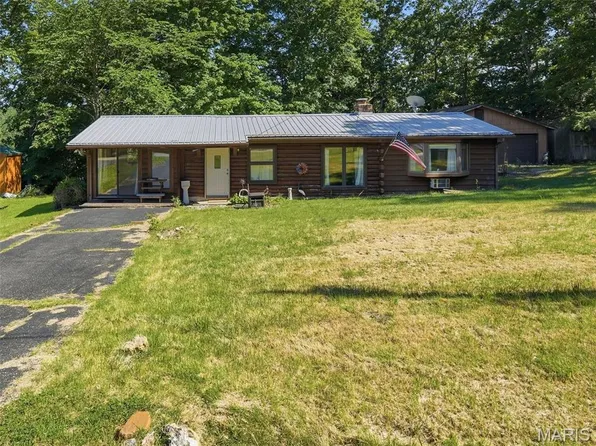 11226 Quail Dr, Ste Genevieve, MO 63670