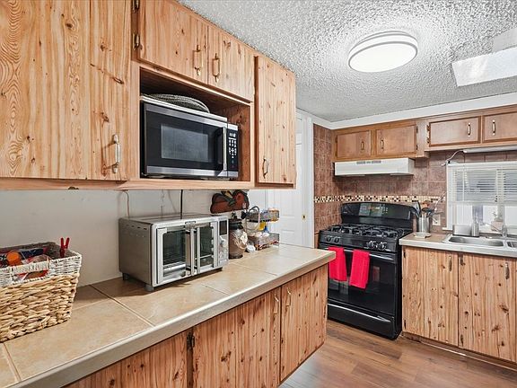 5th image of 38703 Sheridan Rd #137