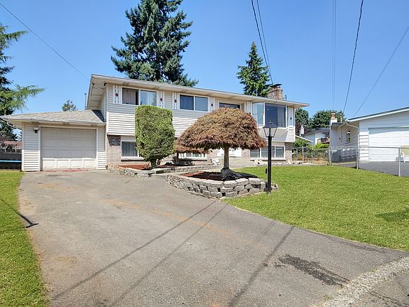 2nd image of 29004 43rd Ave S
