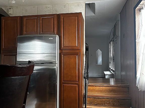 2nd image of 5606 Avenue O
