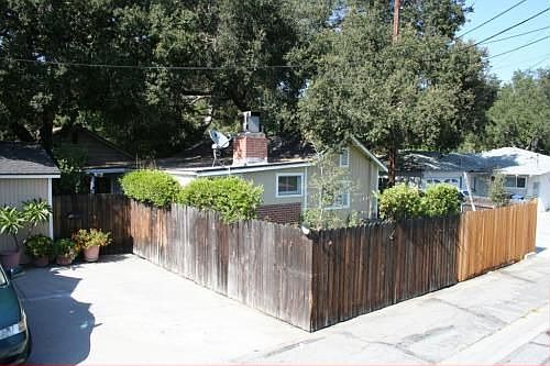 3rd image of 112 N Lincoln Pl
