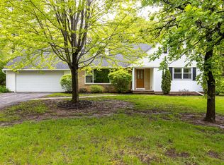 2948 Witzel Ave, Oshkosh, WI 54904