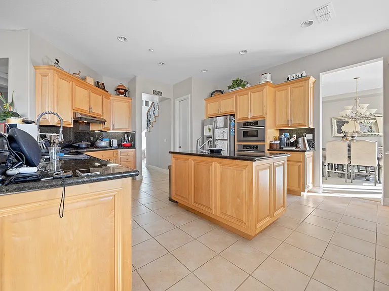 1021 Pacific Grove Ct — Photo 6