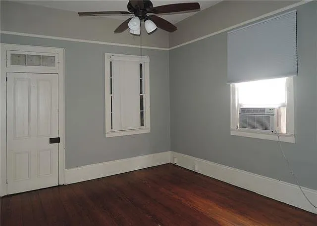 2 bed, 1.0 bath, 900 sqft, $1,995 — Photo 3