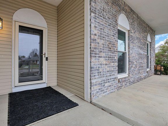 2nd image of 4853 Wallington Dr
