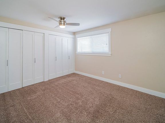 5th image of 6315 47th Ave NE APT 5