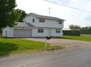 6485 E 270th Rd, Mount Carmel, IL 62863