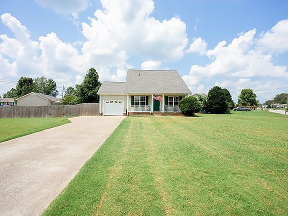 4th image of 2401 Egret Dr