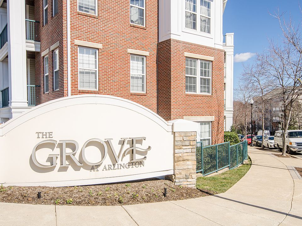 1st image of 2321 25th St S #2315