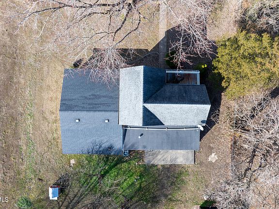 5th image of 5646 Olive St