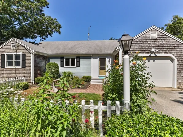 21 Mill Pond Rd #41, Harwich, MA 02645