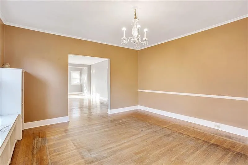 3 bed, 2200 sqft, $1,500 — Photo 4