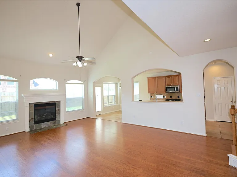 4810 Zachary Ln — Photo 5
