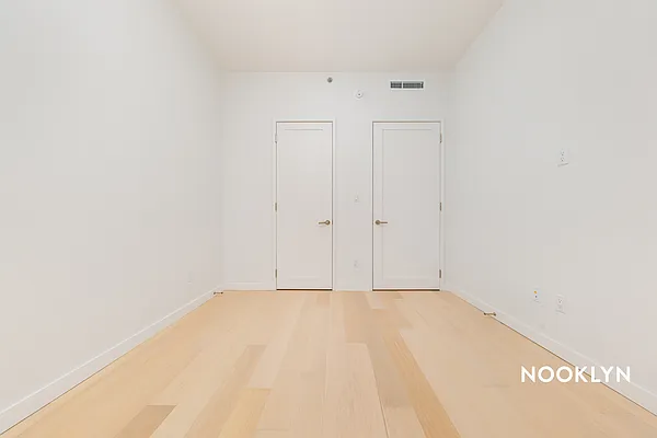 Rented by Nooklyn NYC LLC | media 8