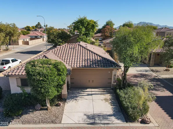 2323 E PEACH TREE Drive, Chandler, AZ 85249