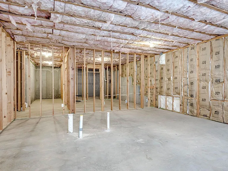 542 Oconee Cir — Photo 46