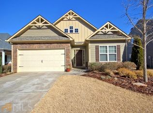 70 Village Park Dr, Newnan, GA 30265