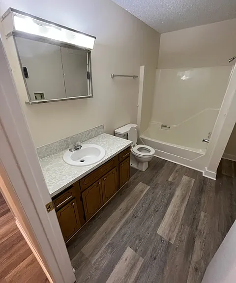 1253 1st Ave NW — Photo 8