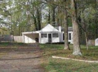 150 Honeysuckle Dr, Greenville, SC 29609