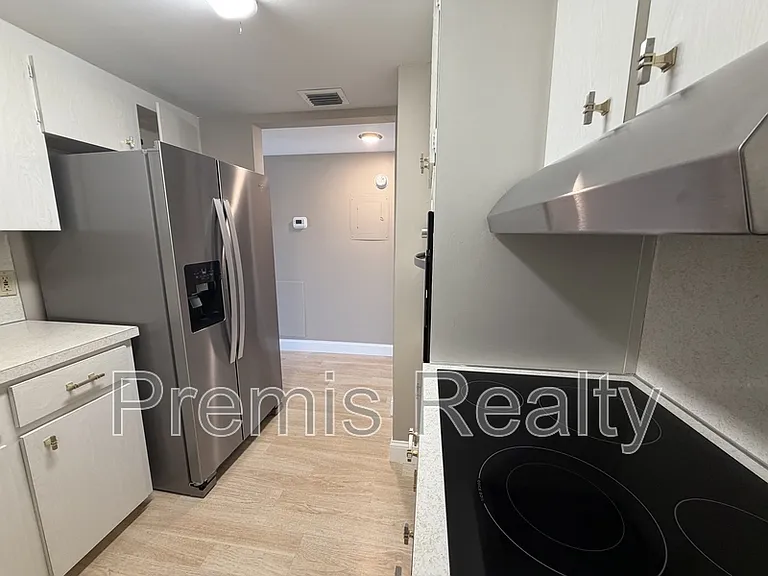 2464 Australia Way E #72 — Photo 6