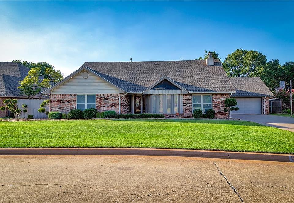 1st image of 1809 Westwood Pl