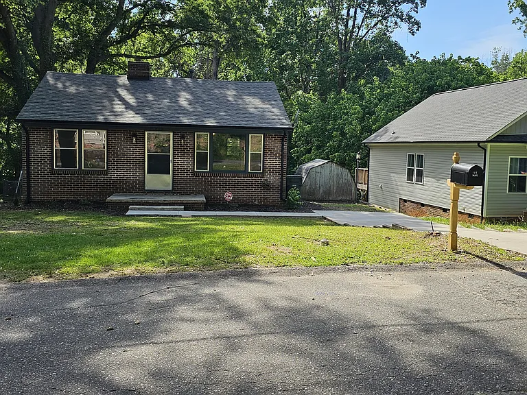 609 N Rhyne St — Photo 3
