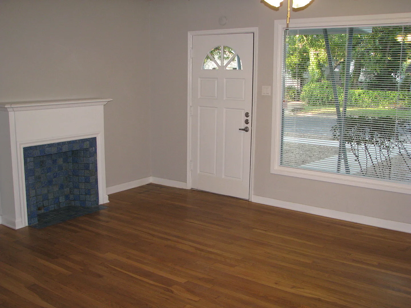 Ut Pre-Lease: Incredible 5 Bed/2 Bath Remodeled Home - Top Of The Line Finishes! — Photo 4