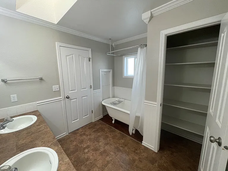2652 W Sheryl St — Photo 20
