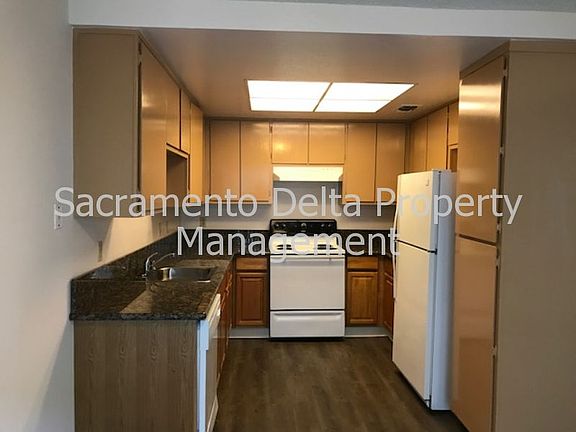 3rd image of 5233 Manzanita Ave APT 3