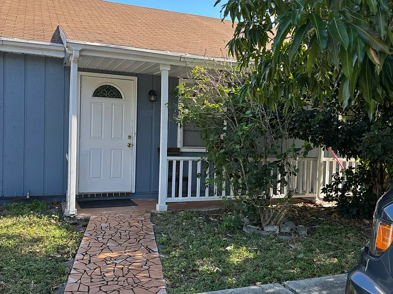 4730 NW 5th Ave — Photo 5