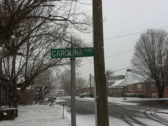 5th image of 232 Carolina Ave