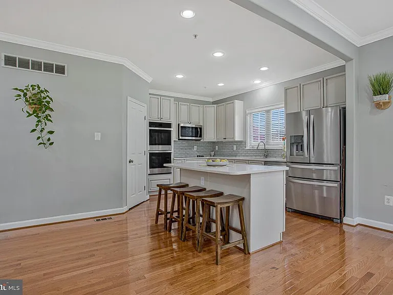 12902 Crickmore Trce — Photo 18