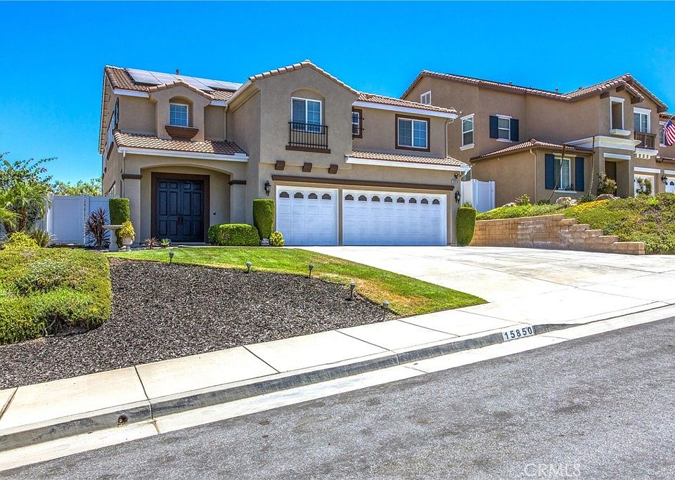 1st image of 15850 Twin Lakes Dr