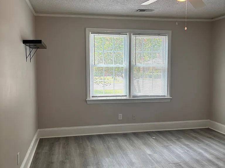 505 Adams Ave — Photo 37