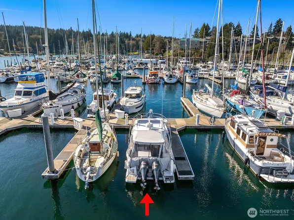 141 Parfitt Way SW #B37, Bainbridge Island, WA 98110