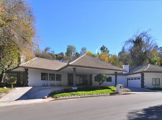 4900 Q Victoria Rd, Woodland Hills, CA 91364