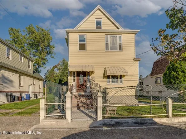 89 N Burgher Ave, Staten Island, NY 10310
