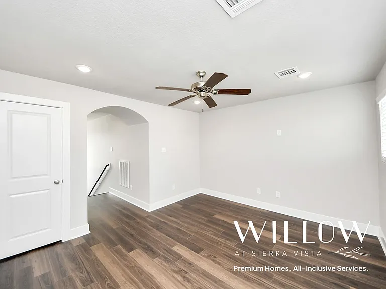 10518 Moon Valley Ln — Photo 18