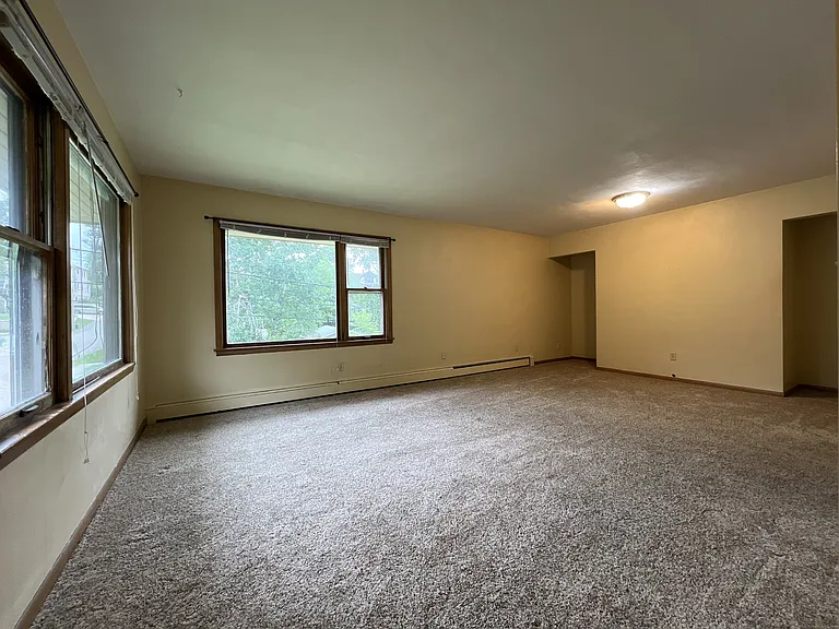 2296 Woodworth St — Photo 3